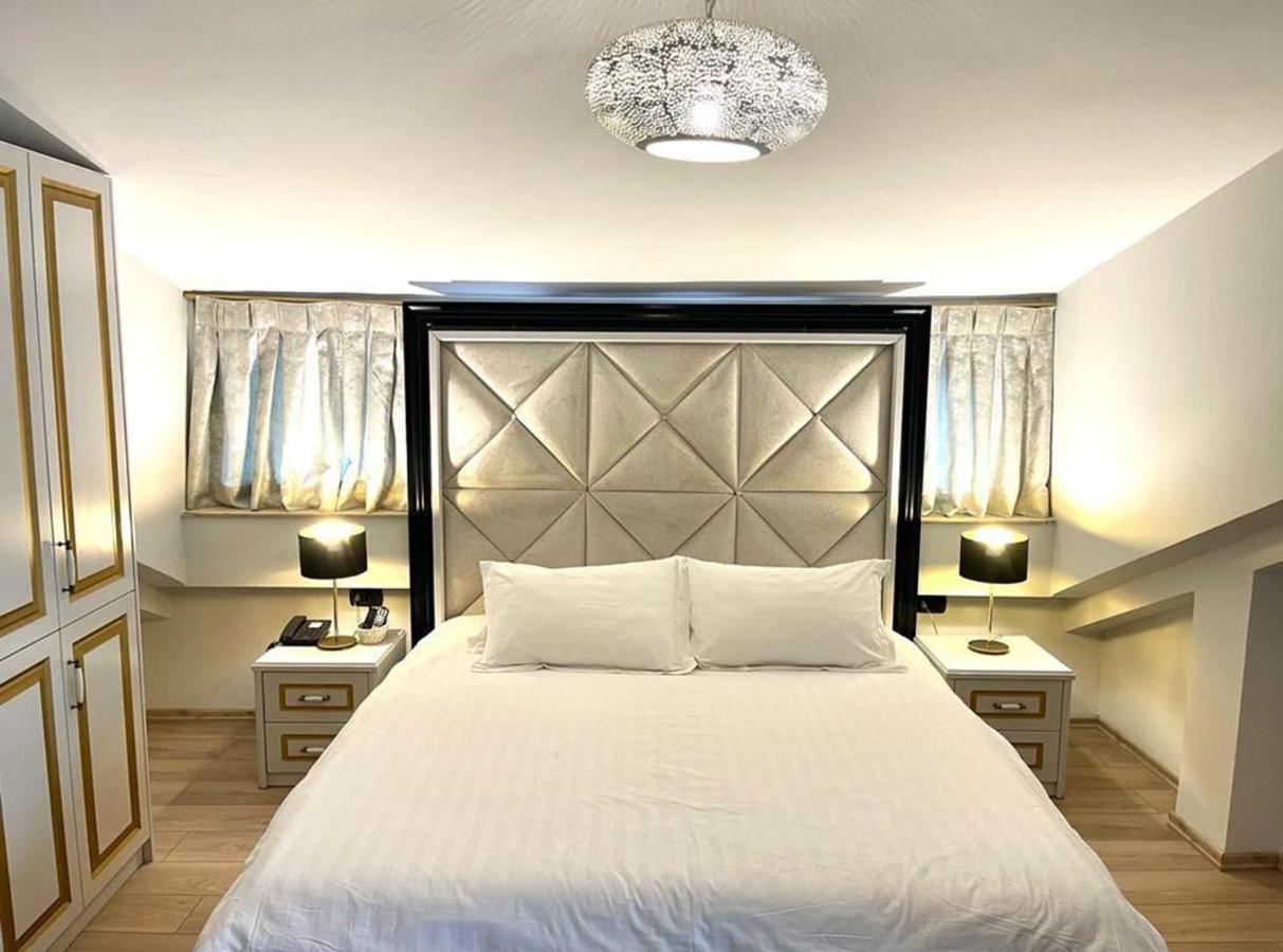 Vila Shard Boutique Hotel ティラナ エクステリア 写真
