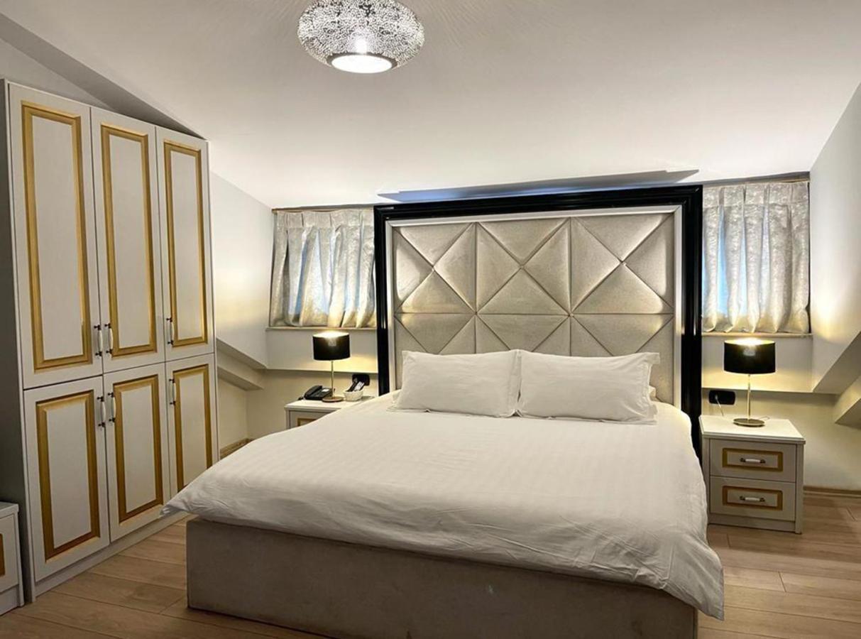Vila Shard Boutique Hotel ティラナ エクステリア 写真